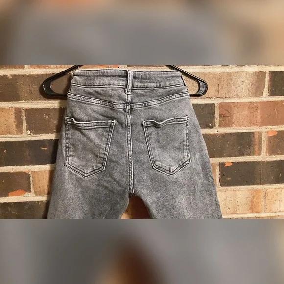 Zara Gray Skinny Jeans - Picture 4 of 8